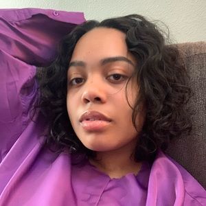 Meet your Posher, Jasmine